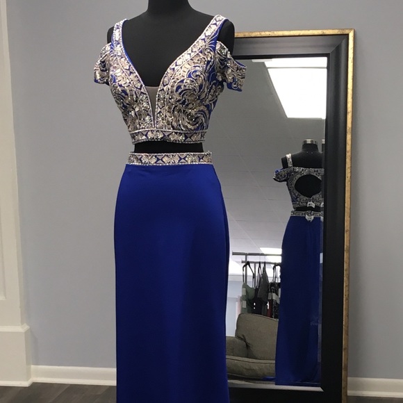 2 Piece Prom Dress or Formal Dress - Picture 3 of 6